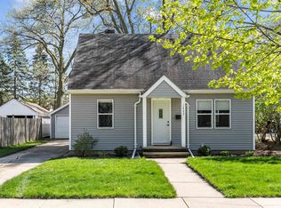 1423 W Packard St, Appleton, WI 54914