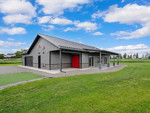 3rd image of 53 Mannington St
