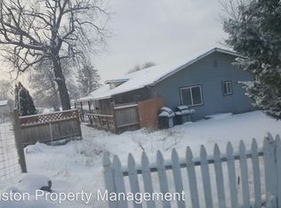 28431 Southshore Dr, Umatilla, OR 97882