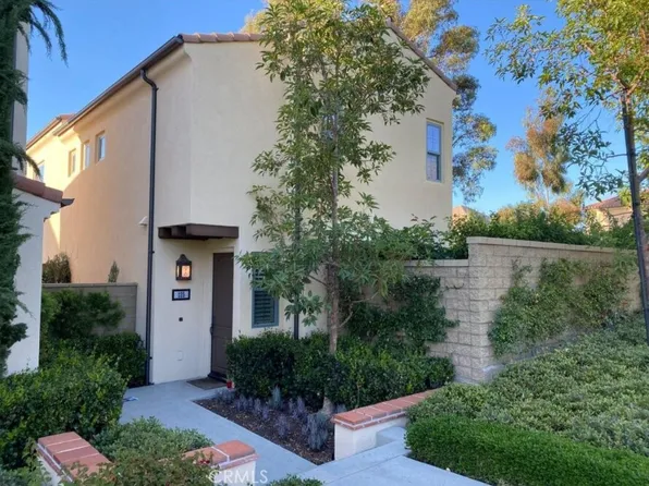 125 Strawberry Grv, Irvine, CA 92620