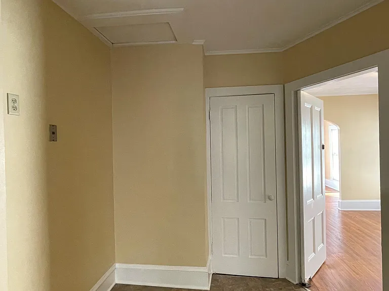 110-112 Elm St #112B — Photo 16
