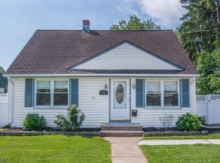 17 6th Ave, Wanaque, NJ 07420