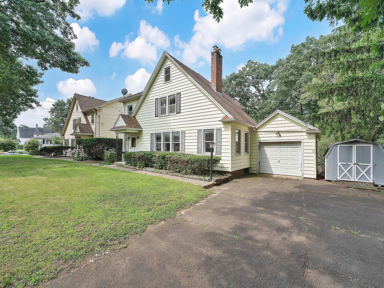 198 Parker St, Manchester, CT 06040 Zillow