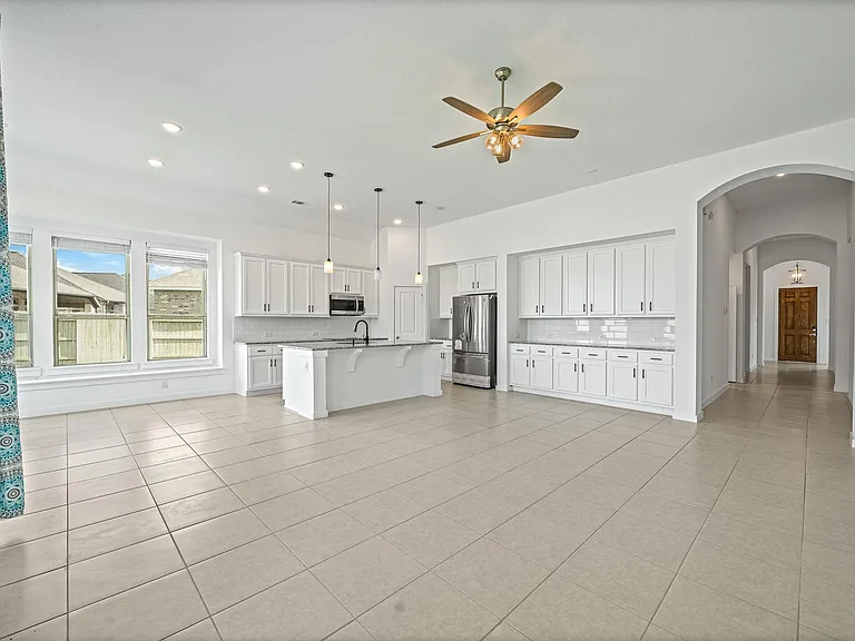 2221 Forest Trace Ln — Photo 10