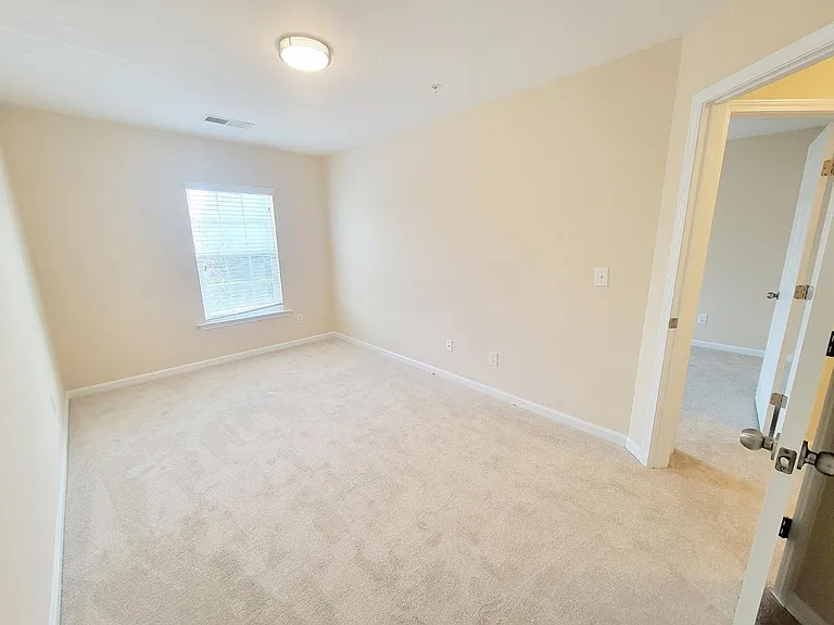1120 Renewal Pl #104 — Photo 33