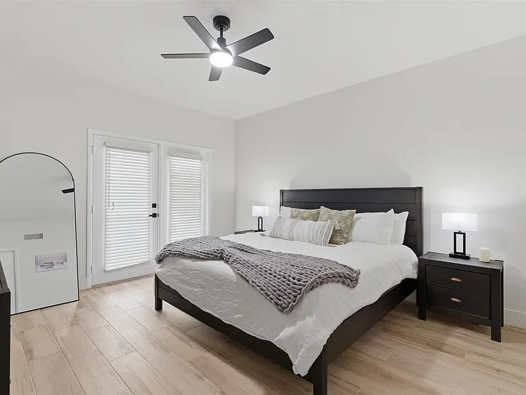 11011 N Zephyr Dr #210 — Photo 9