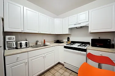 Rented by Eisenberg Exclusives