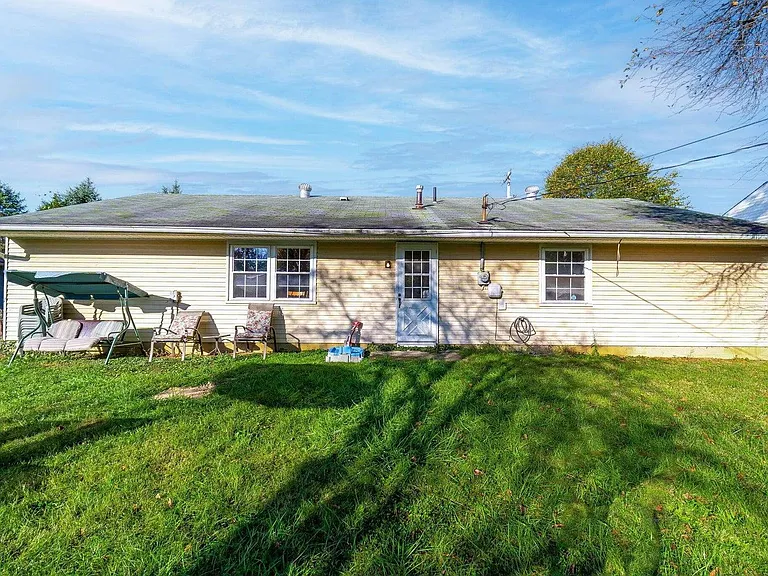 186 Stygler Rd N — Photo 30