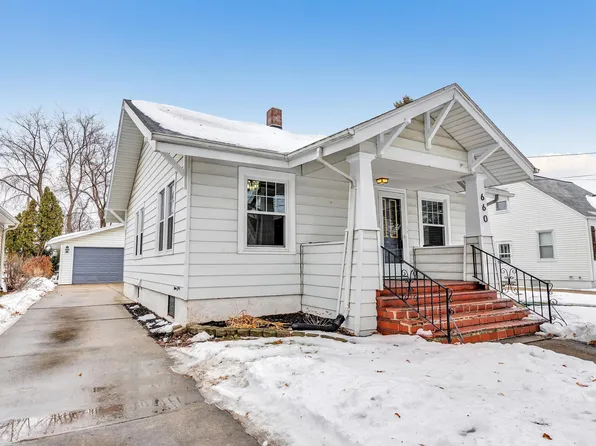 660 Fairview Ave, De Pere, WI 54115