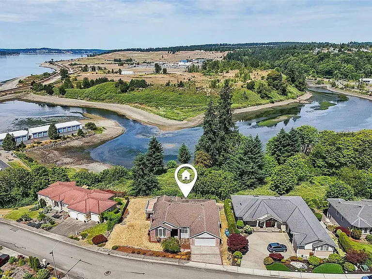 2805 Chambers Bay Dr — Photo 5