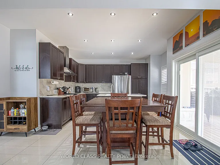 67 Turnerbury Ave — Photo 9