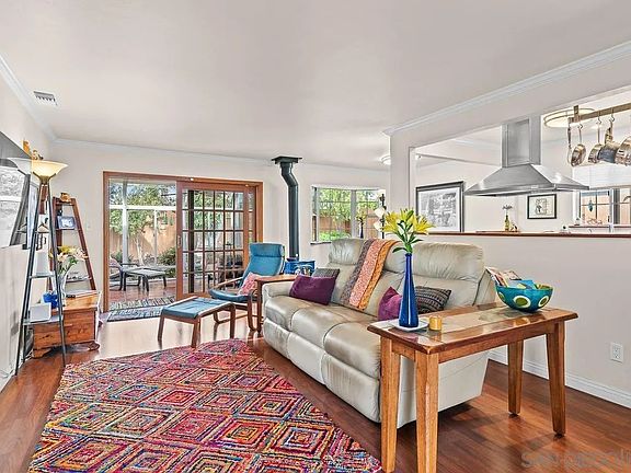 5th image of 3722 Mount Aladin Ave