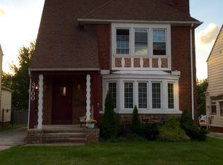 3700 Strathavon Road #First Floor, Shaker Heights, OH 44120