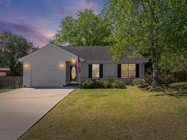 215 Bright Morning Ln, Fountain Inn, SC 29644