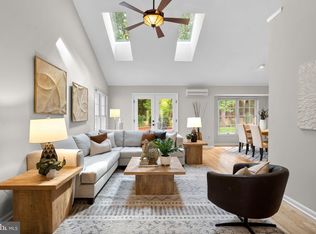 14620 Jaystone Dr, Silver Spring, MD 20905