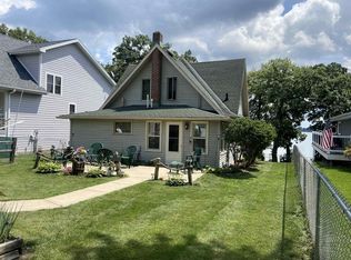 2958 Waubesa Ave, Madison, WI 53711