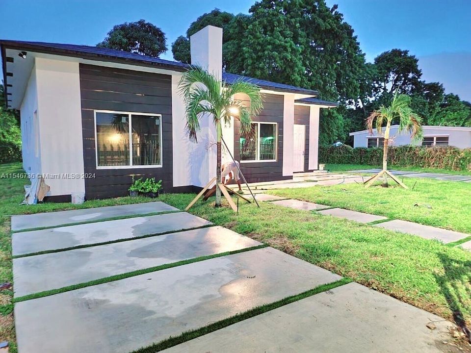 2nd image of 10220 SW 170th Ter