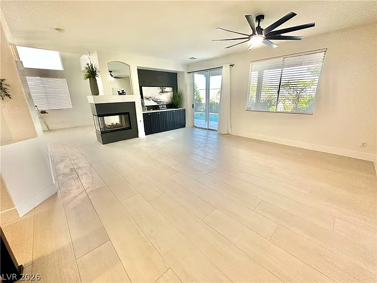 10637 Turquoise Valley Dr — Photo 16