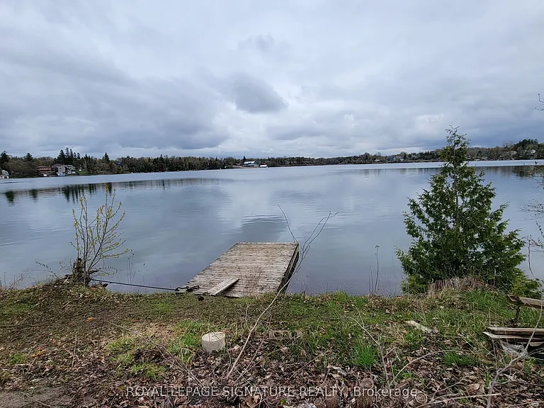 5749 Lakeshore Rd #1 — Photo 3