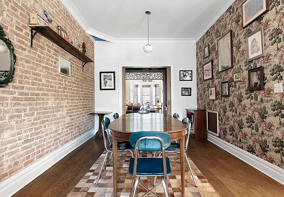 4th image of 130 Clifton Pl