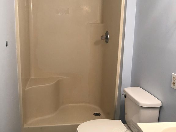 2nd image of 25340 Kent St