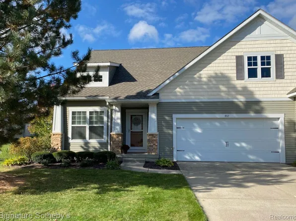 652 Braeside Dr SE, Byron Center, MI 49315