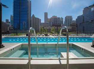 152 W Superior St #2712, Chicago, IL 60654