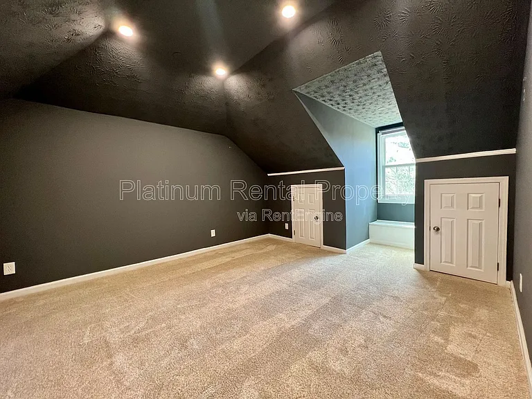3707 Rogers Cv — Photo 32