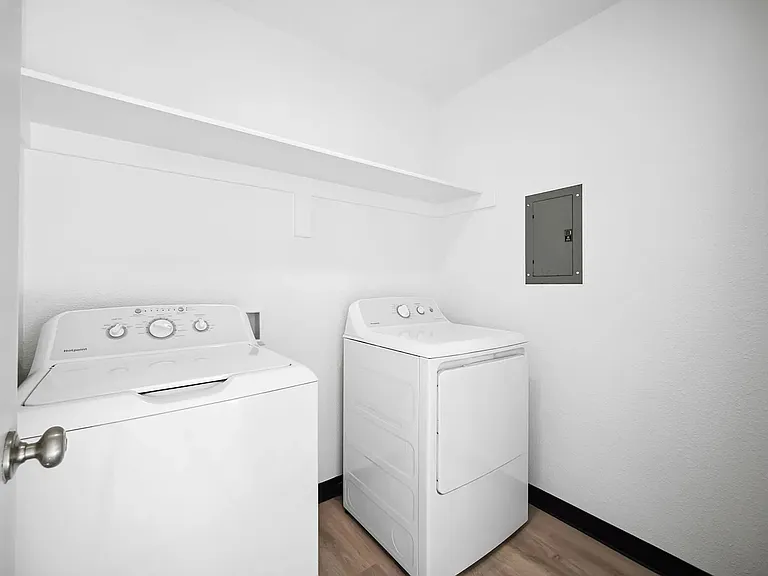 3202 E Mill Plain Blvd #1 — Photo 5