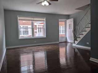 1733 W Farwell Ave UNIT B, Chicago, IL 60626