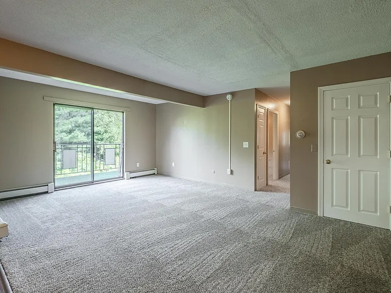 Orchard Park Apartments — Photo 19