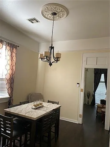 2 bed, 1.0 bath, 1246 sqft, $2,500 — Photo 2