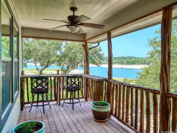 914 PEBBLE BEACH DR, Lakehills, TX 78063