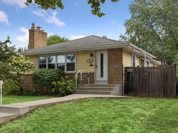 2814 Irving Ave N, Minneapolis, MN 55411
