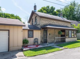 620 Willow St, Chaska, MN 55318