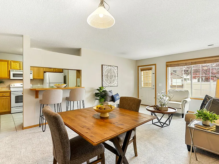 1909 Southcross Dr #1607 — Photo 8