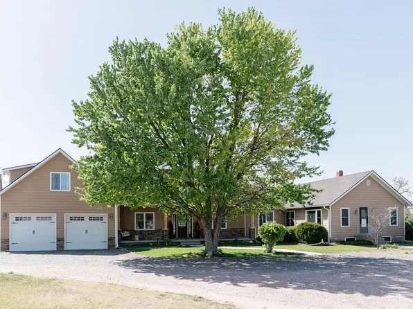 601 W 16th St, Imperial, NE 69033