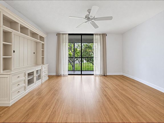 4th image of 5340 LAS VERDES Circle #202