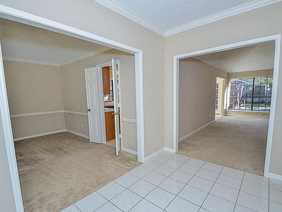 4th image of 23015 Benbury Dr