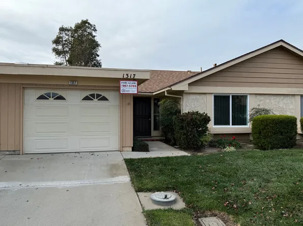 1317 Village 1, Camarillo, CA 93012