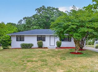 207 Buena Vista St, Winder, GA 30680