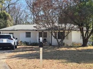 1124 Longshore Dr, Decatur, GA 30032