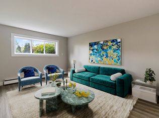 495 Elmwood Dr, Moncton, NB E1A 2X4