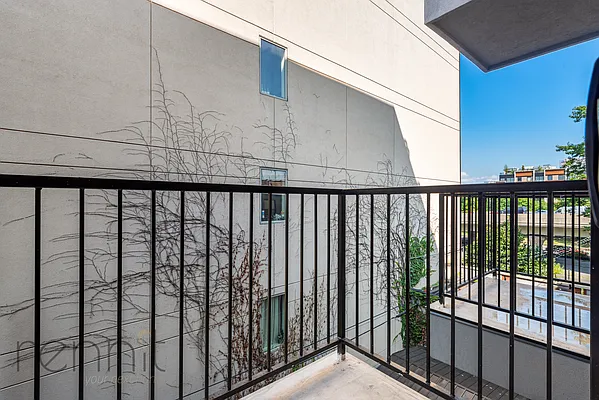 Rented by Rennit Inc. | media 22