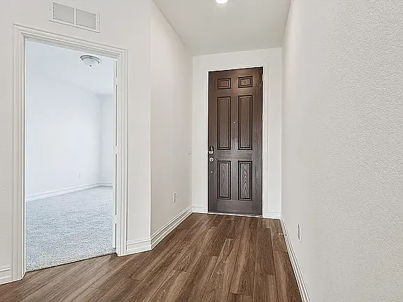 3621 Cadogan St — Photo 31
