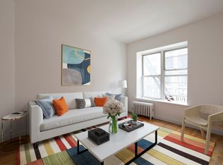 246 E 10th St APT 3, New York, NY 10009