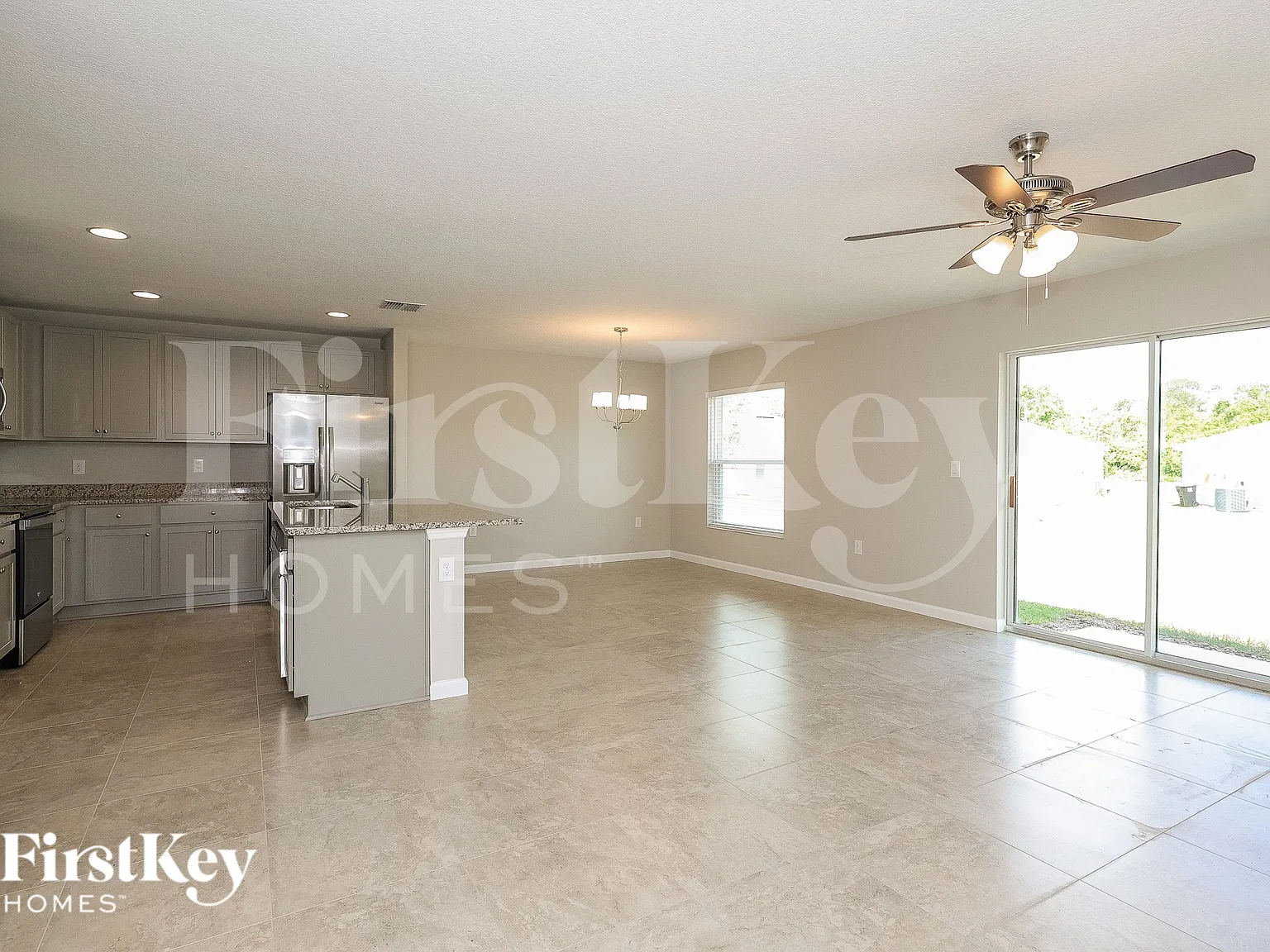 3 bed, 2.0 bath, 1407 sqft, $1,655 — Photo 3