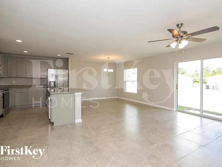 163 Southern Breeze Loop — Photo 3
