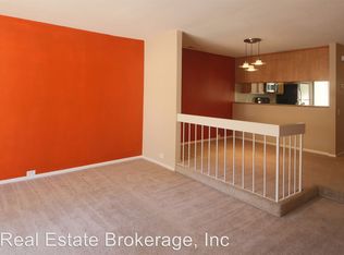 504 Woodside Oaks APT 5, Sacramento, CA 95825