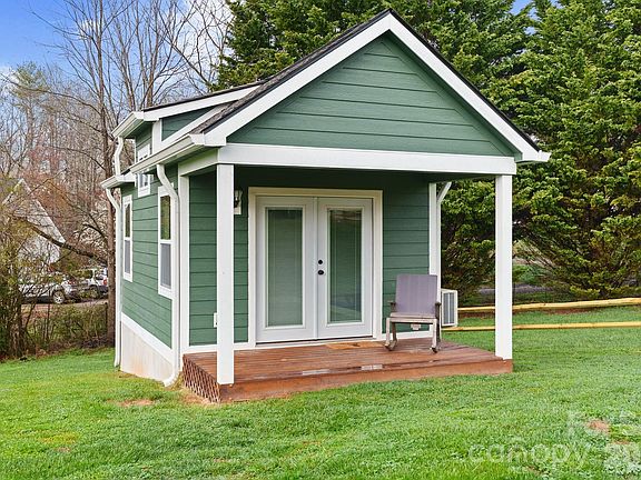 5th image of 209 Breton Ridge Rd